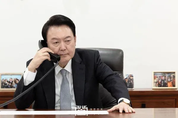 南韓全國戒嚴狀態！軍隊進駐國會戒備　參謀總長就任戒嚴司令
