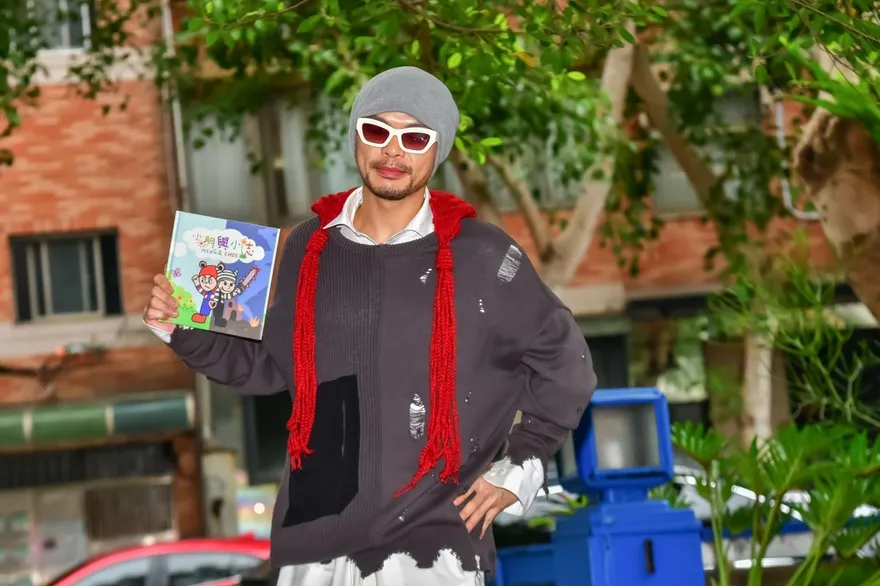 黃明志潛逃泰國？「最強奶媽」謝薇安收到私訊　驚人內容曝光