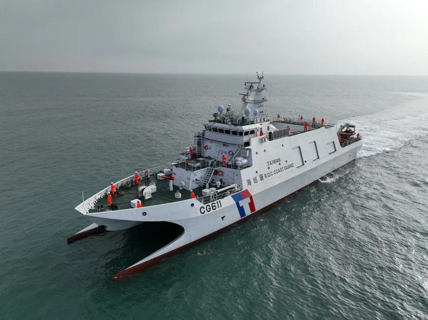 大陸海警船台灣東南海域現蹤　海巡署派艦嚴密監控中