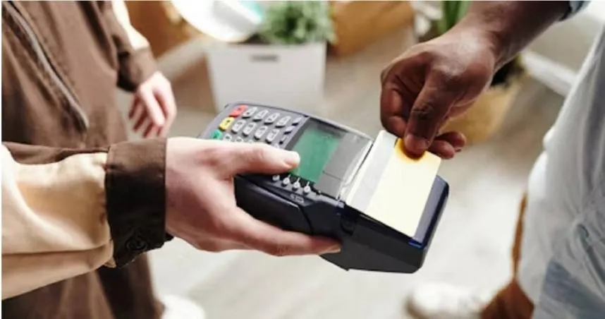 韓國刷卡簽名被畫圈！台旅客不滿起衝突　他曝文化差異