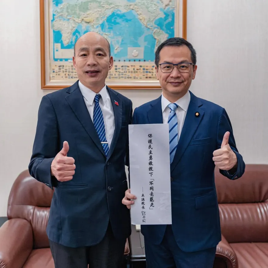 羅智強戰「惡罷」！韓國瑜送上「保護民主的上上籤」