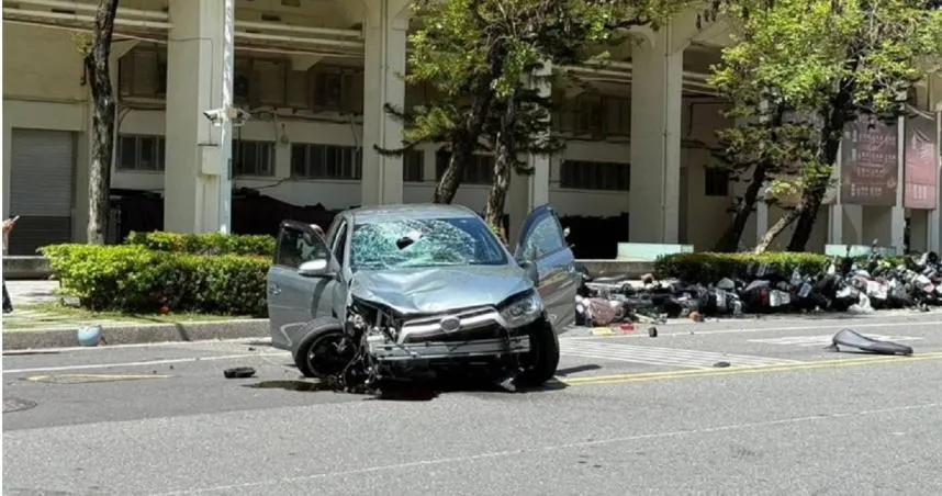 76歲婦「剎車誤踩成油門」　在成大暴衝撞死人！警初步調查出爐