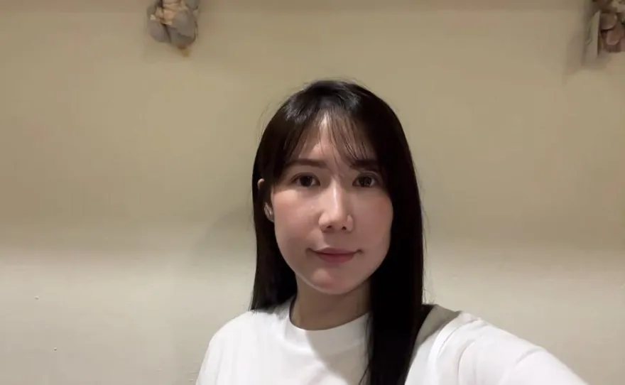 七夕情人節脫了！辣曬「性感事業線」泳裝照　美女議員：渣渣退散