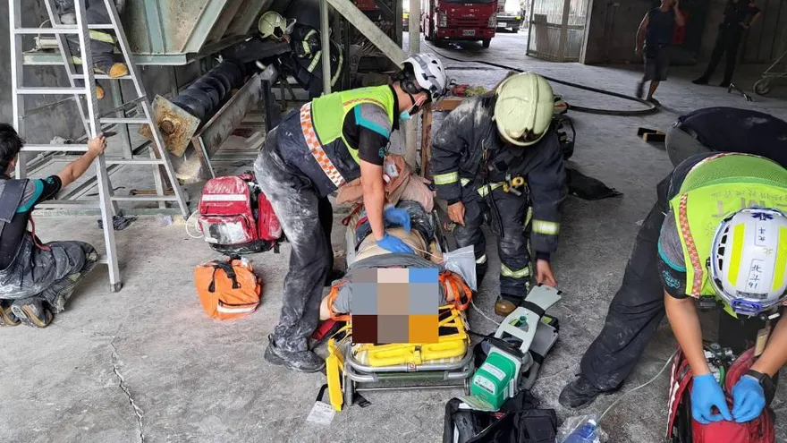 救不回來！彰化工人遭捲入玉米粉碎機慘死