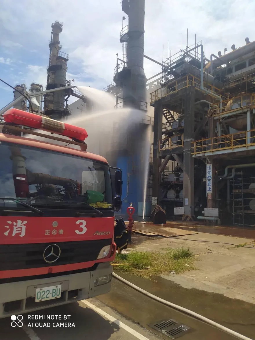 中油大林廠大火！包商「臉手重傷」送醫