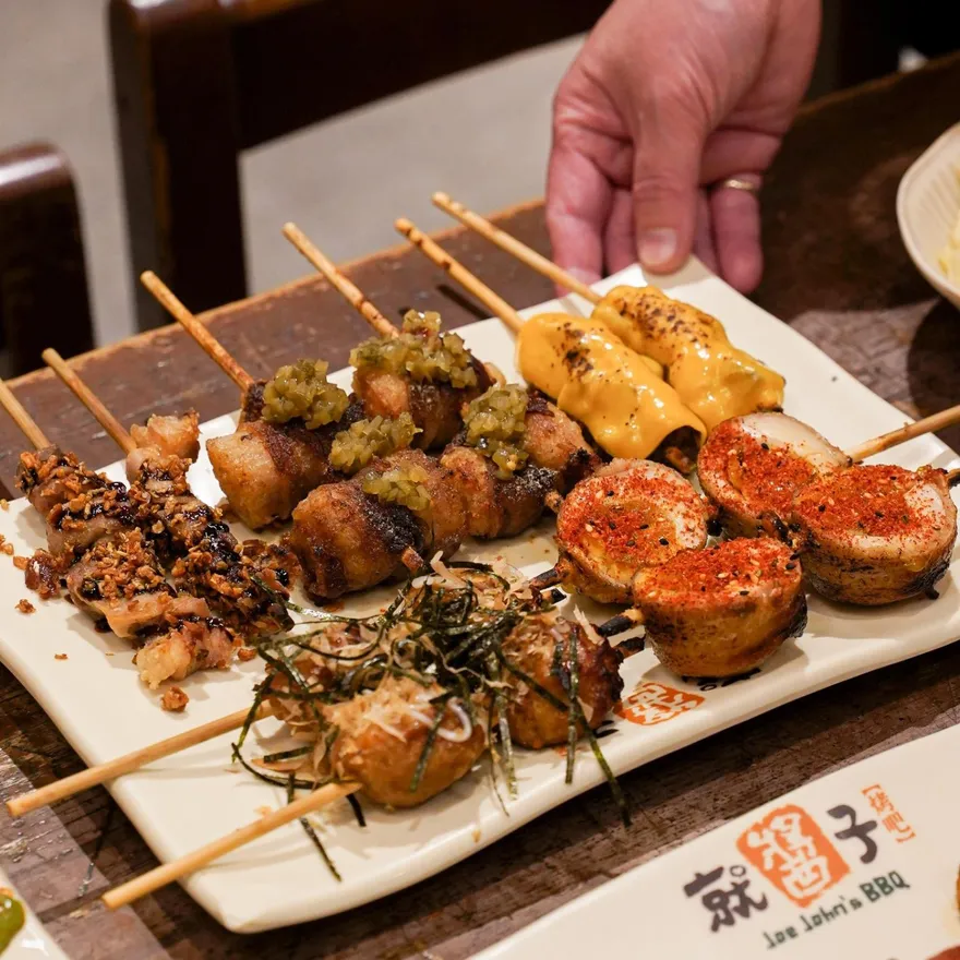 老饕崩潰！　台中「就醬子烤吧」連收攤3家店