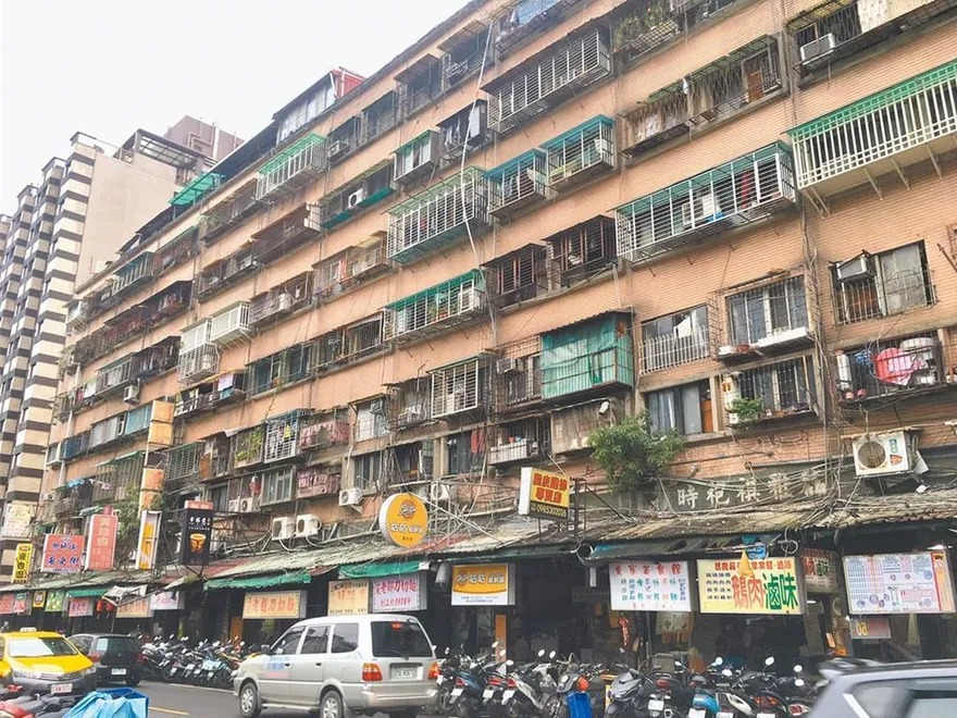 司法鬼故事！酒駕男死不繳1.8萬罰款 房子被法拍「陳情後竟搶回房子」