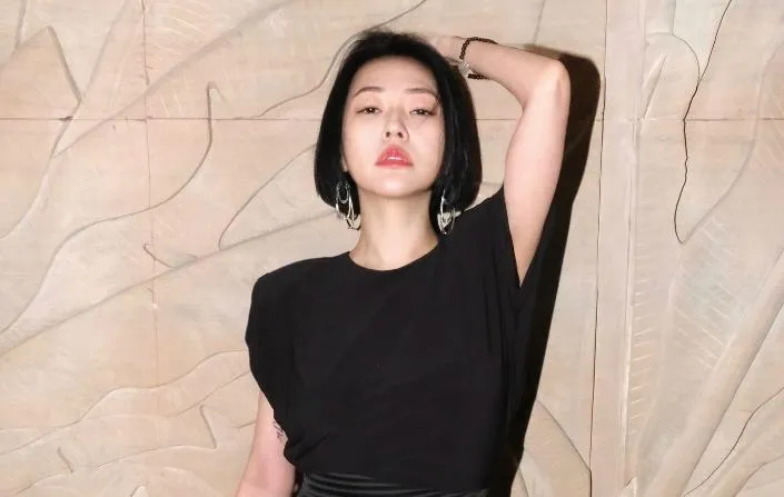 小S憔悴現身韓國被偶遇　眼尖粉怒揪真相：是P圖！