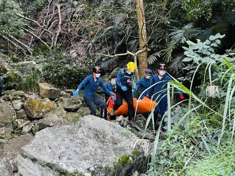 新北43人登山團爬東卯山步道　65歲男失蹤38小時成冰冷遺體