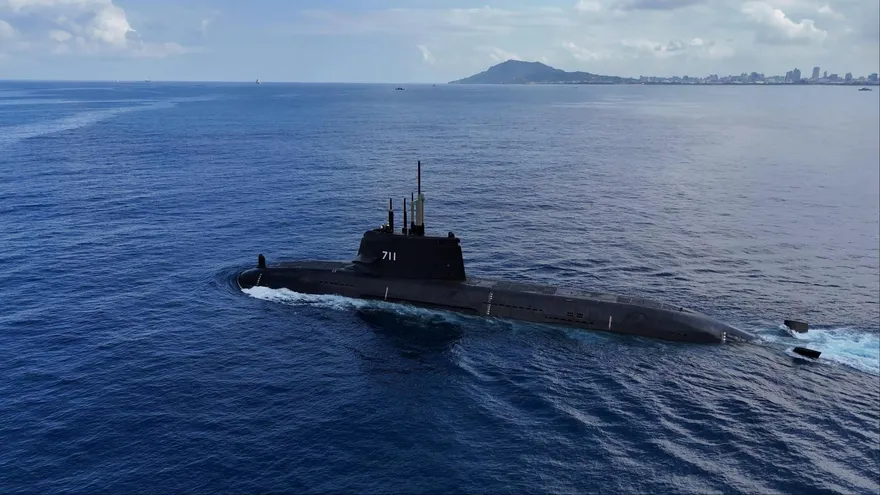 海鯤號11月底前能順利交艦？國防部揭最新進度