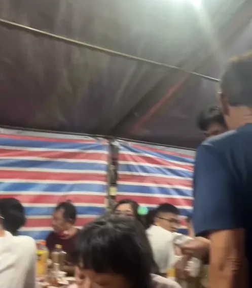 影/颱風來襲照樣吃！民眾風雨中開席大啖引熱議　網驚呆：腦洞大開
