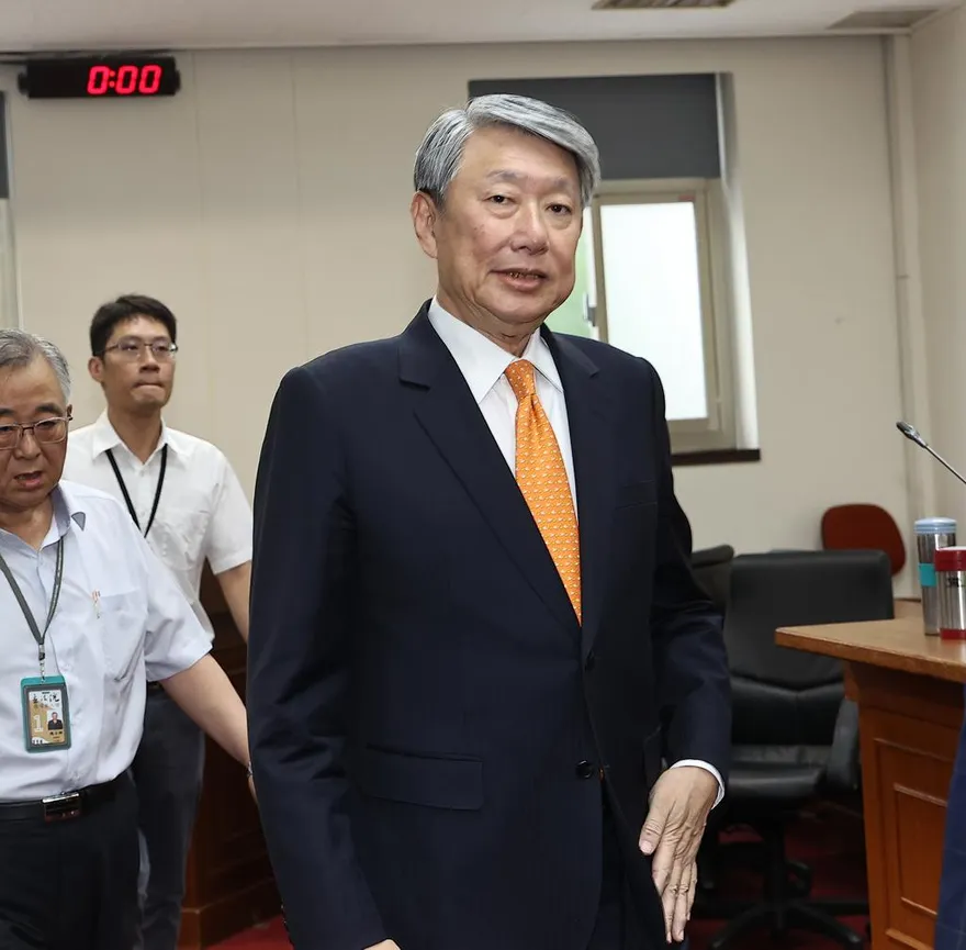 侯漢廷打臉經濟部！再爆郭智輝「快樂在一起了3個小時」