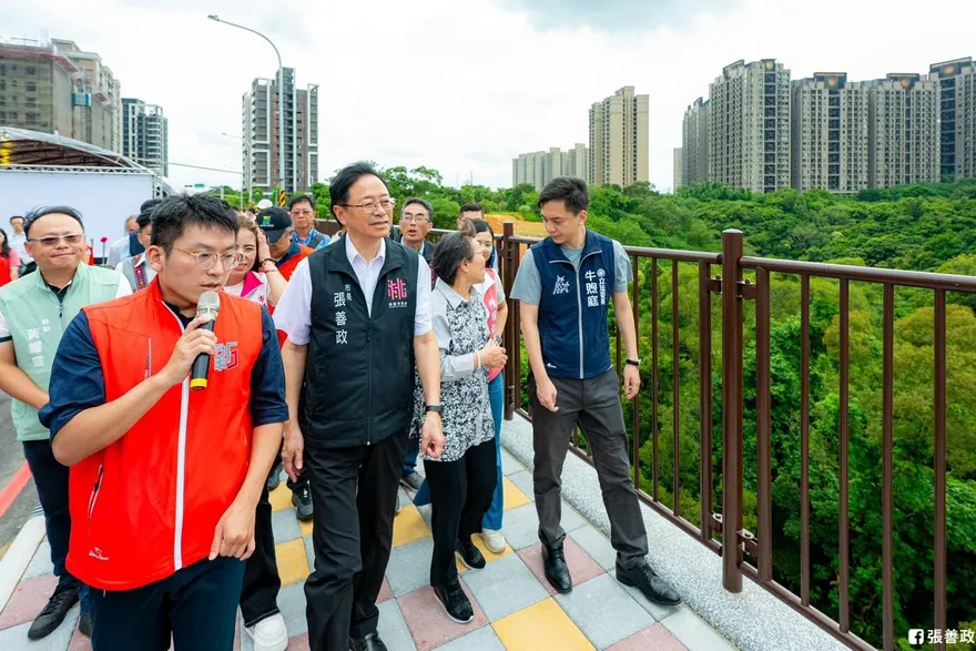 最狂打臉！黃瓊慧批張善政「一桃兩制」 被抓包颱風天在美國搞大罷免