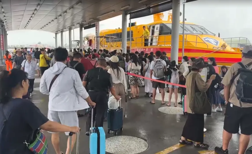 浪高2米！西南風浪強襲　東琉線航班下午後陸續停航