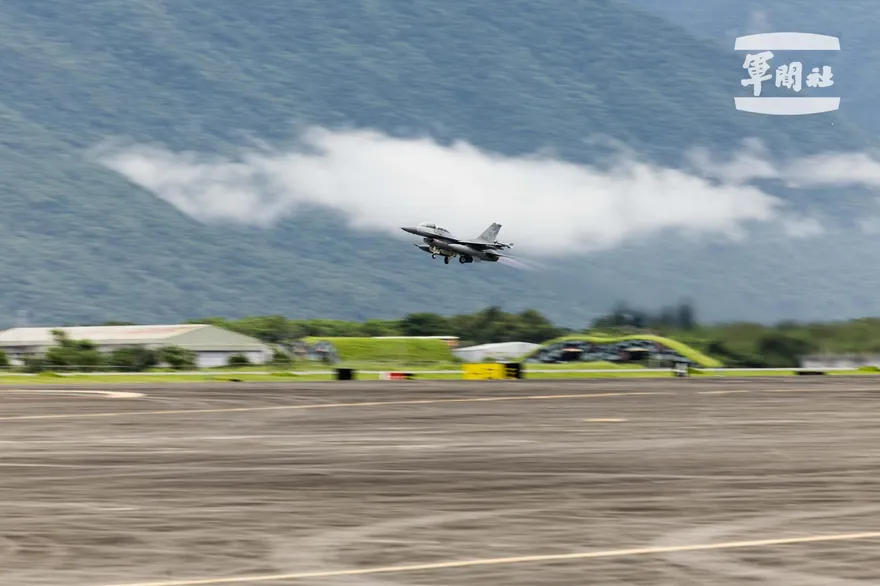 F-16V花蓮外海飛官跳傘失聯　新機還不來、舊機自動防撞系統待安裝