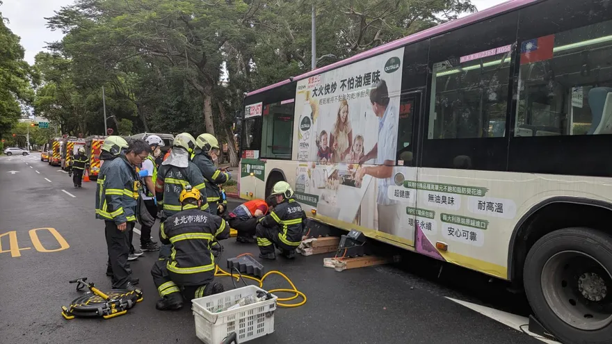 部桃外科主任周佳正遭公車撞死　北榮副院長慟：醫界損失
