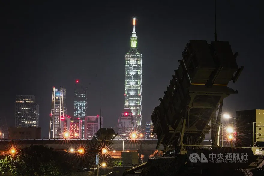 國家安全兩難處境！愛國者飛彈車成河濱熱門打卡點