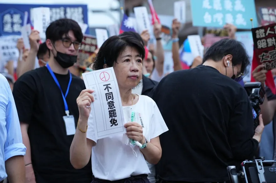 陳佩琪對小草下動員令！羅智強明將陪她赴金甌女中投票