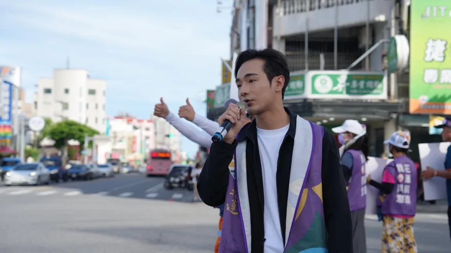 八炯拿納粹圖騰自嘲？台灣猶太協會創會理事長：道歉不夠完整