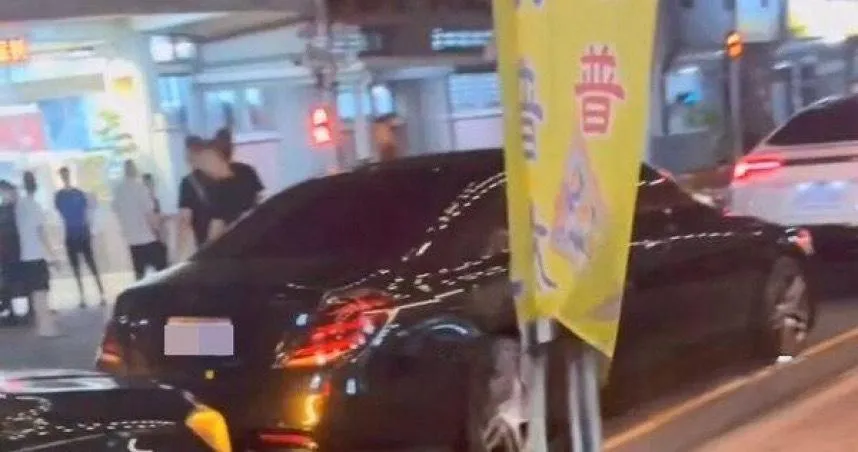 影/住戶談判！台中派出所被11黑衣人、豪車包圍　警說話了