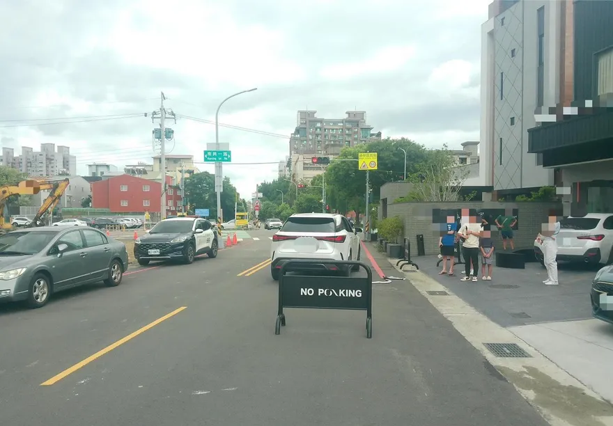 台中又爆咖啡店遭衝撞！店家澄清：跟尋仇無關