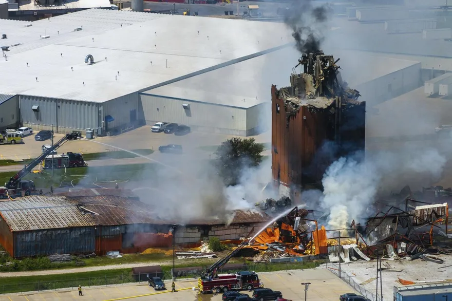 內布拉斯加工廠大爆炸3人失蹤　建築結構受損嚴重無法搜救