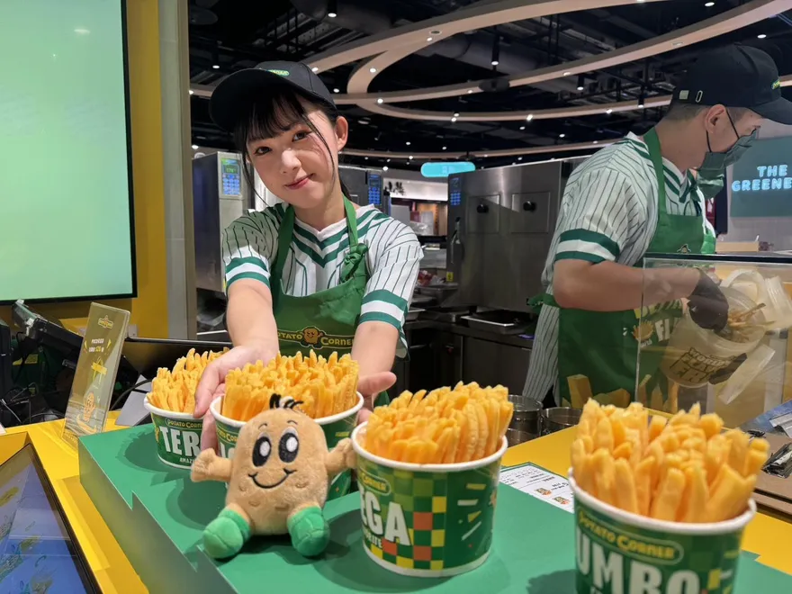 影/「薯條界的天花板」來台灣了！信義區直擊首店開幕