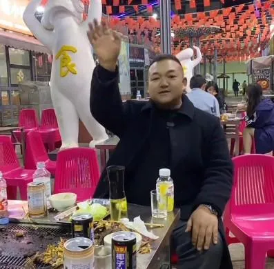 雲南網紅修冰箱觸電亡　妻哽咽：看到哪都是他影子