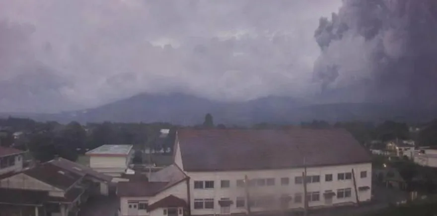 遊日本九州注意！「新燃岳」火山再噴發　噴煙衝3千米高空