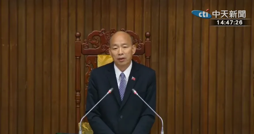 院長生氣了！卓揆赴立院備詢台下超空　韓國瑜開罵：太不像話