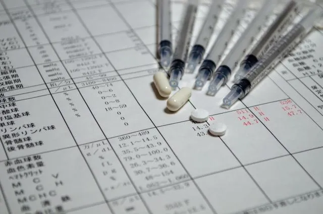 健檢報告沒紅字就沒事？　醫揭「4個警訊」：身體恐負擔多年