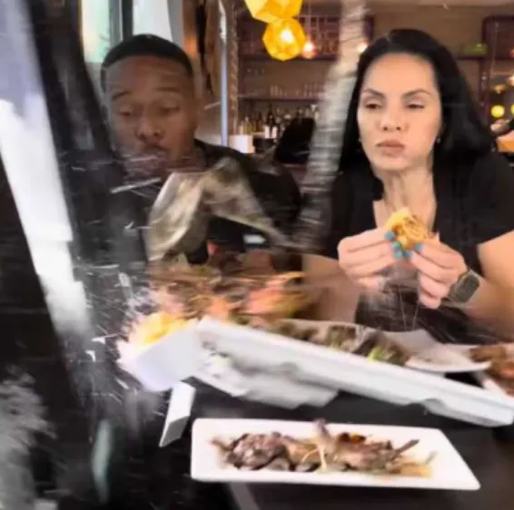 美網紅吃播一半遭車撞　驚喊「差點是最後一餐」