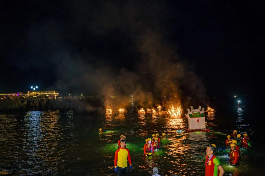 2025鷄籠中元祭9/5放水燈遊行　警公布交管封路資訊