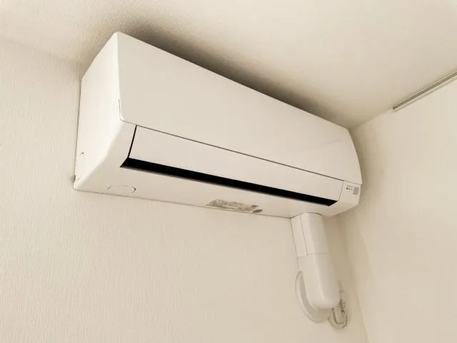 冷氣吹整天頭痛、腸胃不適？　醫：是冷氣病