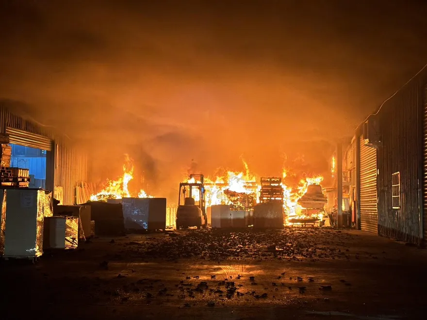 影/新北林口「2工廠爆炸大火」！狂燃畫面曝光