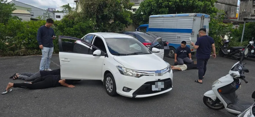 先扁一頓再擄人！宜蘭4男街頭犯事　警花2hrs火速逮人