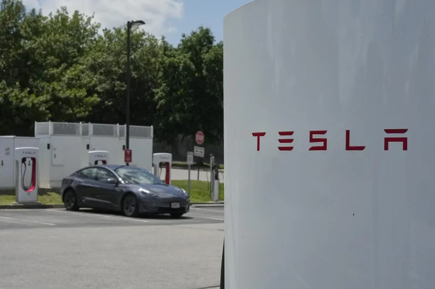 擺脫依賴？傳特斯拉汽車要求供應商排除用陸製零件