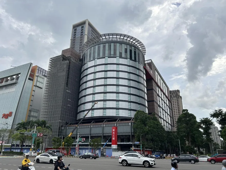 停館逾半年！台中新光三越10樓層勘驗通過　9月底可望復業