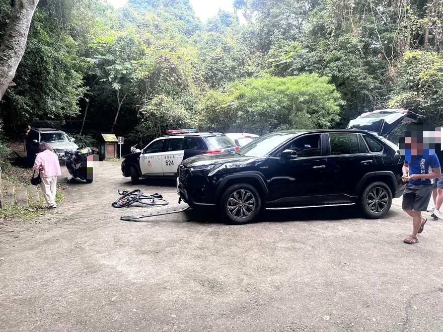 影/雪霸山區死亡車禍！48歲單車男路邊休息　遭休旅車撞死