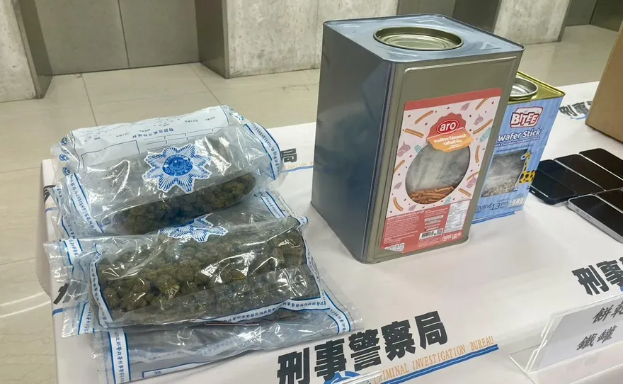 泰國空運餅乾夾藏毒品大麻花　警逮2收貨越南移工