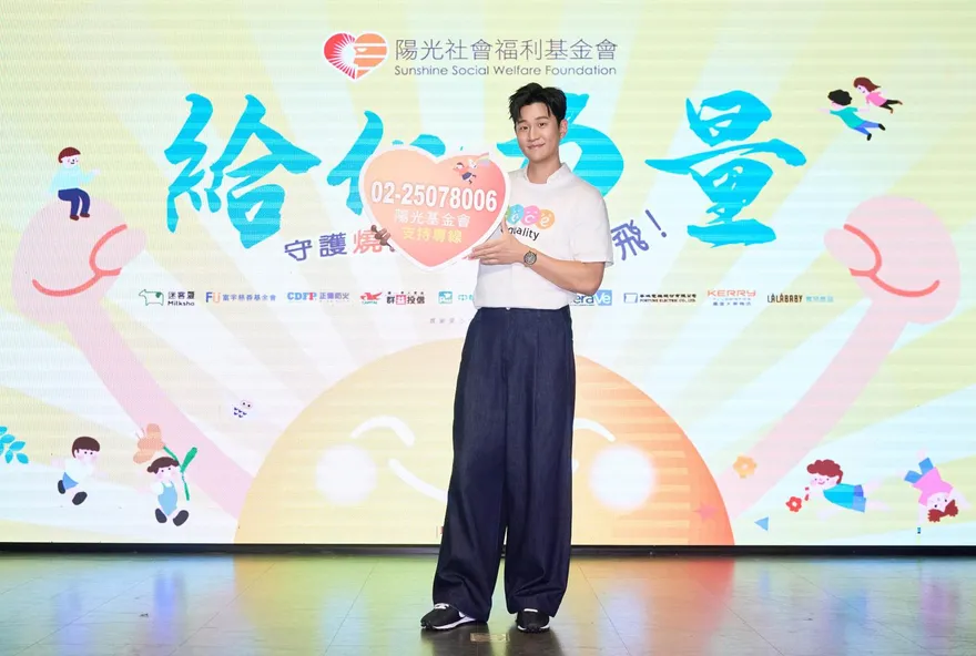 周興哲2歲女突熱痙攣翻白眼急送醫　還原驚險過程直呼：嚇到哭