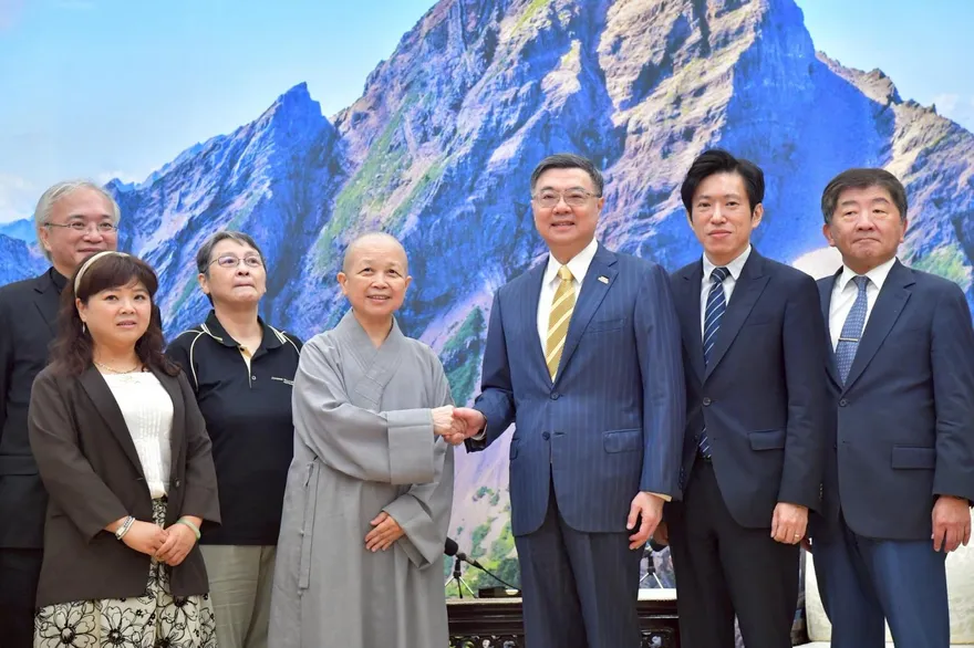 政院擬增「拒領普發1萬」林俊憲竟開第一槍：要考量作業增加成本