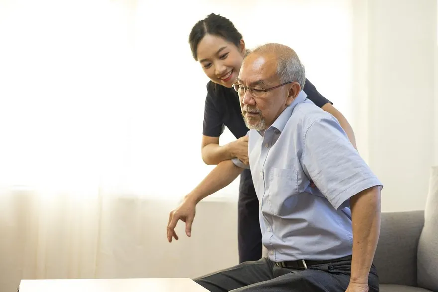 做不到「坐下、再起立」恐是心臟病前兆！ 死亡率也高6倍