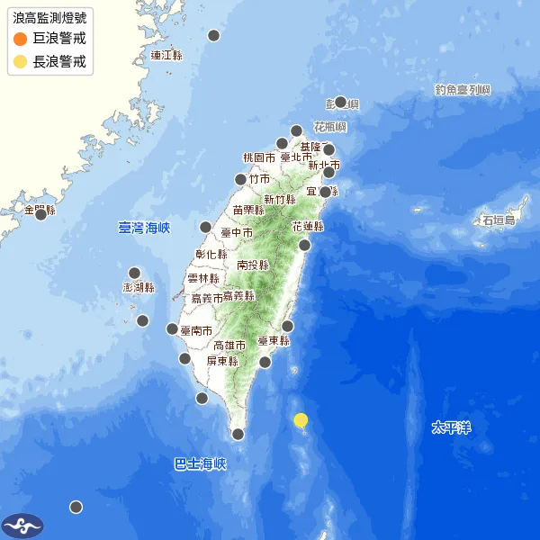 中颱樺加沙逼近！蘭嶼驚現2米浪高　氣象署：遠離海邊