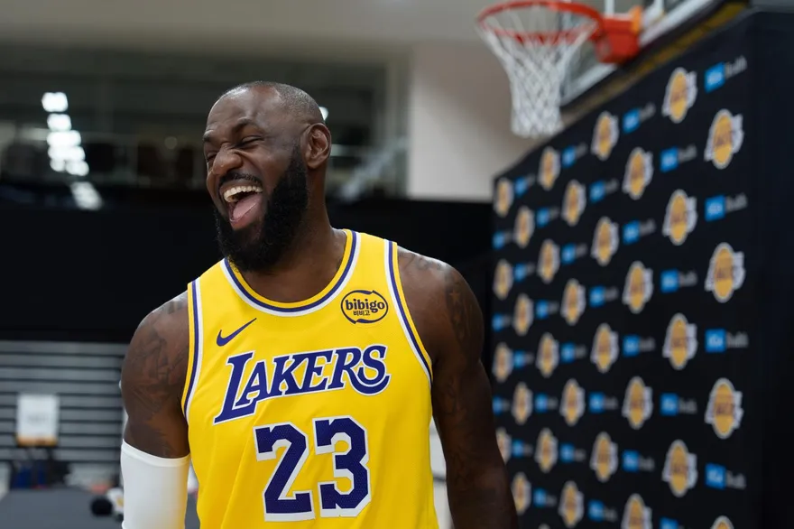 NBA/詹皇發片疑暗示退休？　湖人主場最終戰票價暴漲