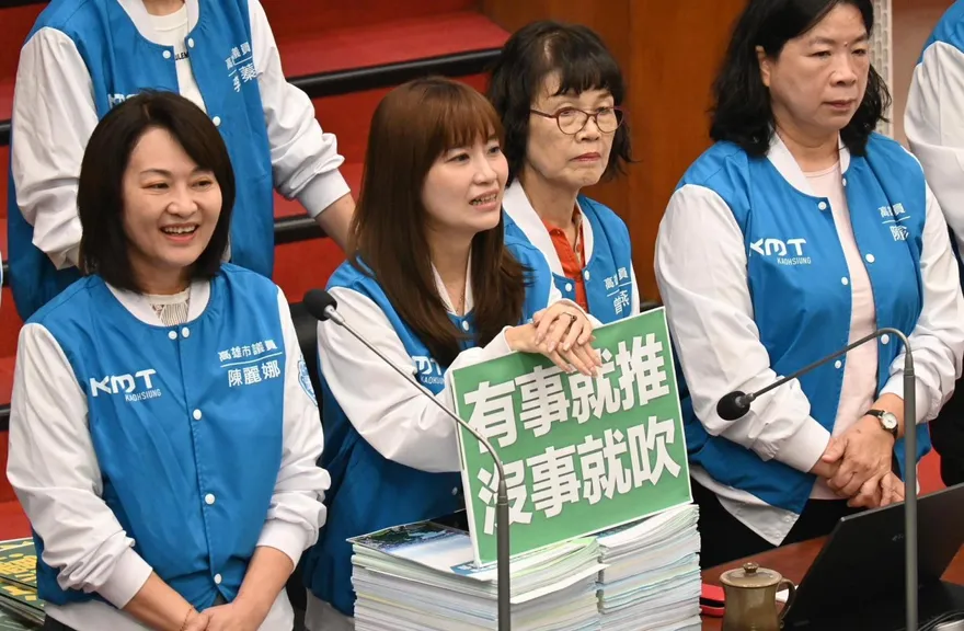 美濃再現大峽谷！18米巨坑驚爆地主家人是賴瑞隆的團隊成員