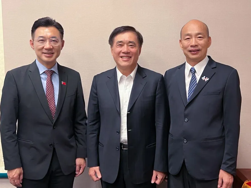 揭密同框韓江「饅頭問政」　郝龍斌：討論如何將戰力發揮到極致