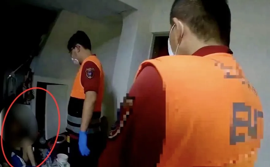 影/北市婦家中跌倒動彈不得　員警翻牆開門即刻救援