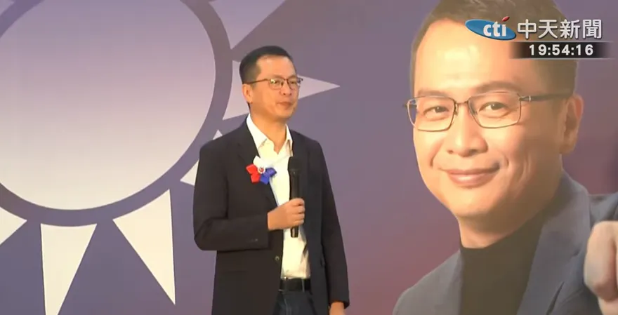 羅智強：若無蔣中正「三大貢獻」　民進黨還有銅像可拆嗎？