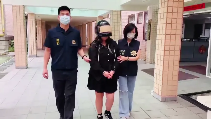 影/戀愛腦！豐腴女應「腦公」要求　帶伴手禮2千萬大麻花